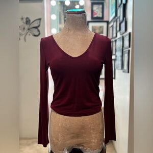 Classic Wine V-Neck Long Sleeve – Soft, Simple, Essential